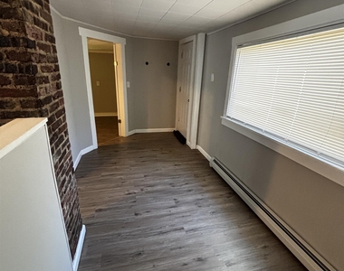 66 Richmond - Photo Thumbnail 9