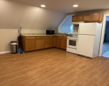 103 Durham - Photo Thumbnail 3