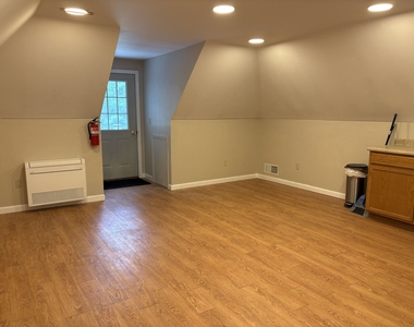 103 Durham - Photo Thumbnail 4