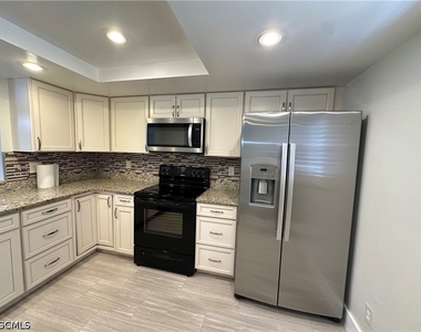 6136 Whiskey Creek Drive - Photo Thumbnail 6
