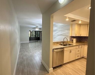 6136 Whiskey Creek Drive - Photo Thumbnail 3