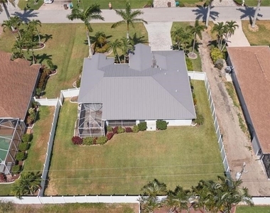 5507 Sw 14th Place - Photo Thumbnail 2