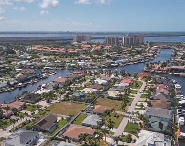 5507 Sw 14th Place - Photo Thumbnail 4