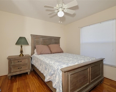 5507 Sw 14th Place - Photo Thumbnail 16