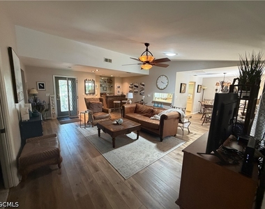 5883 Sand Oak Drive - Photo Thumbnail 3