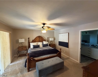 5883 Sand Oak Drive - Photo Thumbnail 8
