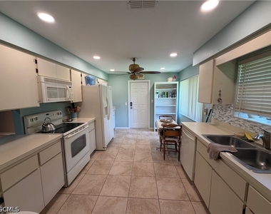 5883 Sand Oak Drive - Photo Thumbnail 5