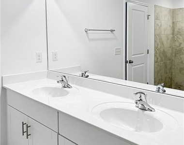 4263 Villa Rapallo Way - Photo Thumbnail 12