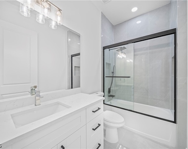 2218 Fairway Drive - Photo Thumbnail 27