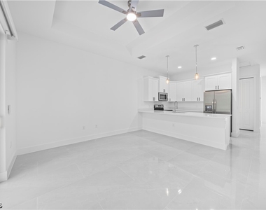2218 Fairway Drive - Photo Thumbnail 25