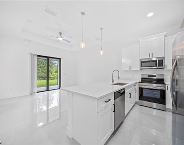 2218 Fairway Drive - Photo Thumbnail 1
