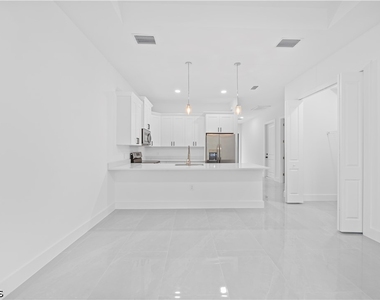 2218 Fairway Drive - Photo Thumbnail 8