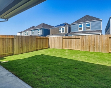 3538 Adelie Lane - Photo Thumbnail 38