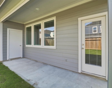 3538 Adelie Lane - Photo Thumbnail 35