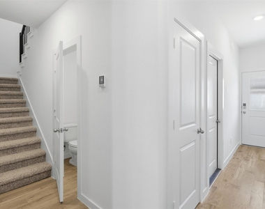 3538 Adelie Lane - Photo Thumbnail 14