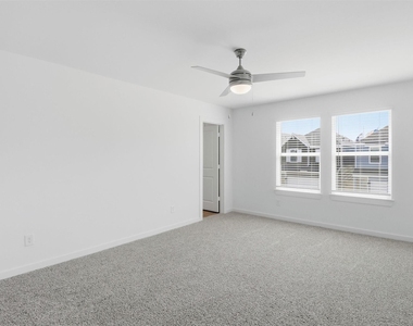 3538 Adelie Lane - Photo Thumbnail 19