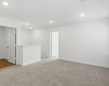 3538 Adelie Lane - Photo Thumbnail 18