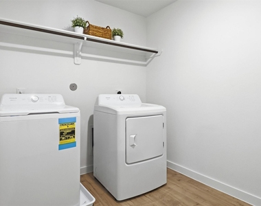 3538 Adelie Lane - Photo Thumbnail 26