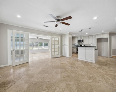 8511 Bluegate Street - Photo Thumbnail 11