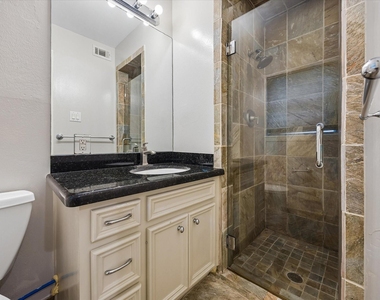 8511 Bluegate Street - Photo Thumbnail 16