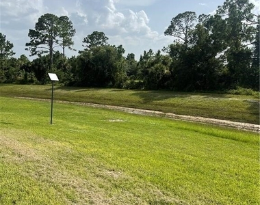 5029 W Hummingbird Drive - Photo Thumbnail 16