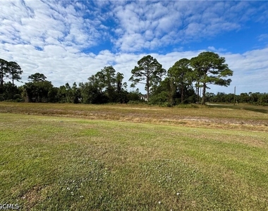 5029 W Hummingbird Drive - Photo Thumbnail 15