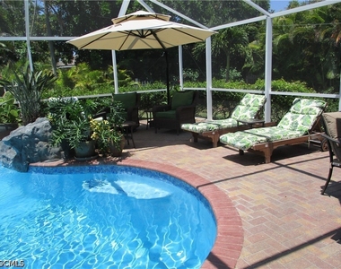 613 Se 2nd Terrace - Photo Thumbnail 2