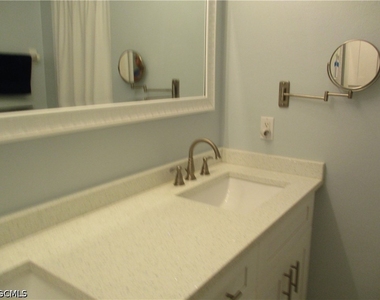 613 Se 2nd Terrace - Photo Thumbnail 14