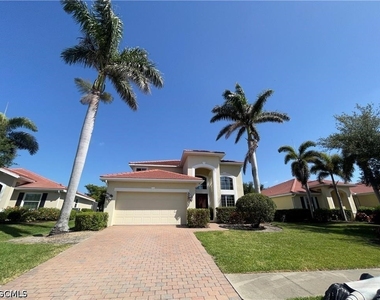 2427 Ashbury Circle - Photo Thumbnail 1