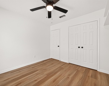 2334 Autumn Springs Lane - Photo Thumbnail 28
