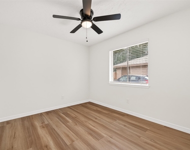 2334 Autumn Springs Lane - Photo Thumbnail 5