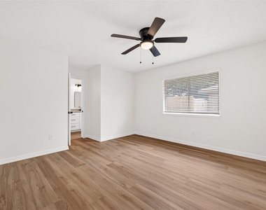 2334 Autumn Springs Lane - Photo Thumbnail 18