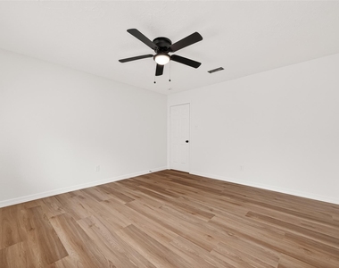 2334 Autumn Springs Lane - Photo Thumbnail 9