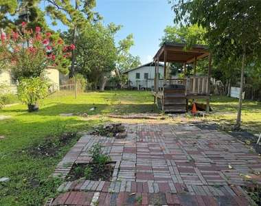 14005 Longview Street - Photo Thumbnail 9