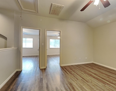 10931 S Falls Terrace - Photo Thumbnail 8