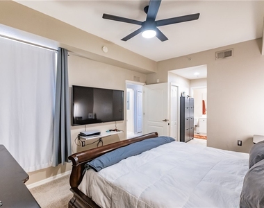 8331 Whiskey Preserve Circle - Photo Thumbnail 18