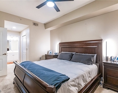 8331 Whiskey Preserve Circle - Photo Thumbnail 17