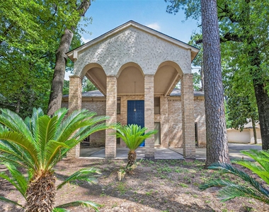8103 Oak Moss Drive - Photo Thumbnail 5