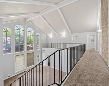 8103 Oak Moss Drive - Photo Thumbnail 27