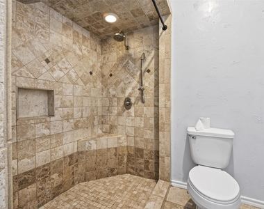 8103 Oak Moss Drive - Photo Thumbnail 25