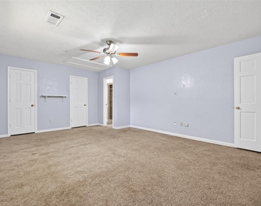 8103 Oak Moss Drive - Photo Thumbnail 29