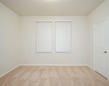 1634 Ryon Falls Drive - Photo Thumbnail 21
