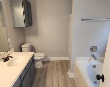 20911 Walder Court - Photo Thumbnail 17