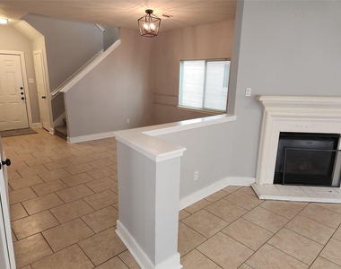 20911 Walder Court - Photo Thumbnail 10