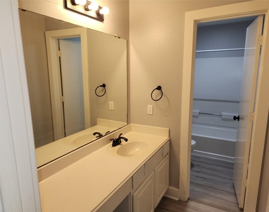 20911 Walder Court - Photo Thumbnail 30