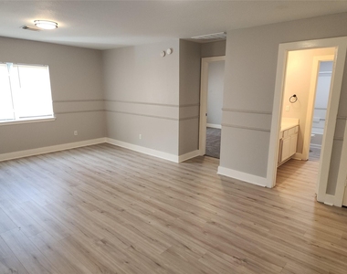 20911 Walder Court - Photo Thumbnail 22
