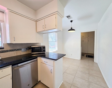 9507 Meadowbriar Lane - Photo Thumbnail 12