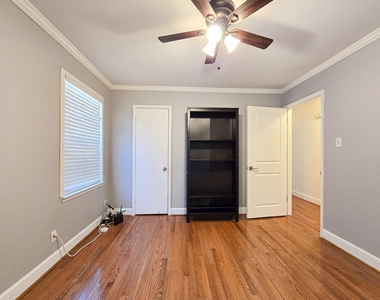 9507 Meadowbriar Lane - Photo Thumbnail 31