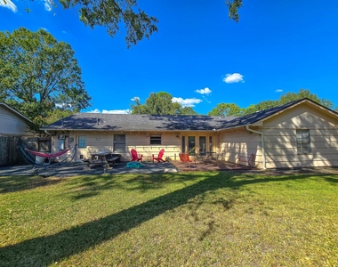 9507 Meadowbriar Lane - Photo Thumbnail 3
