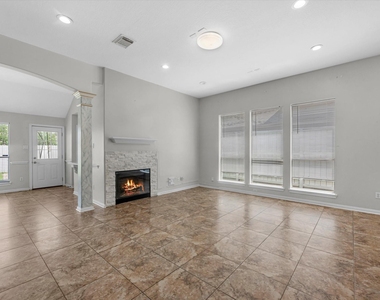 18634 S Wimbledon Drive - Photo Thumbnail 5